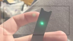 Blinks Green 5 Times On Charger But Not Charging Why Are My JBL Earbuds Not  Charging Juul Device Not Working