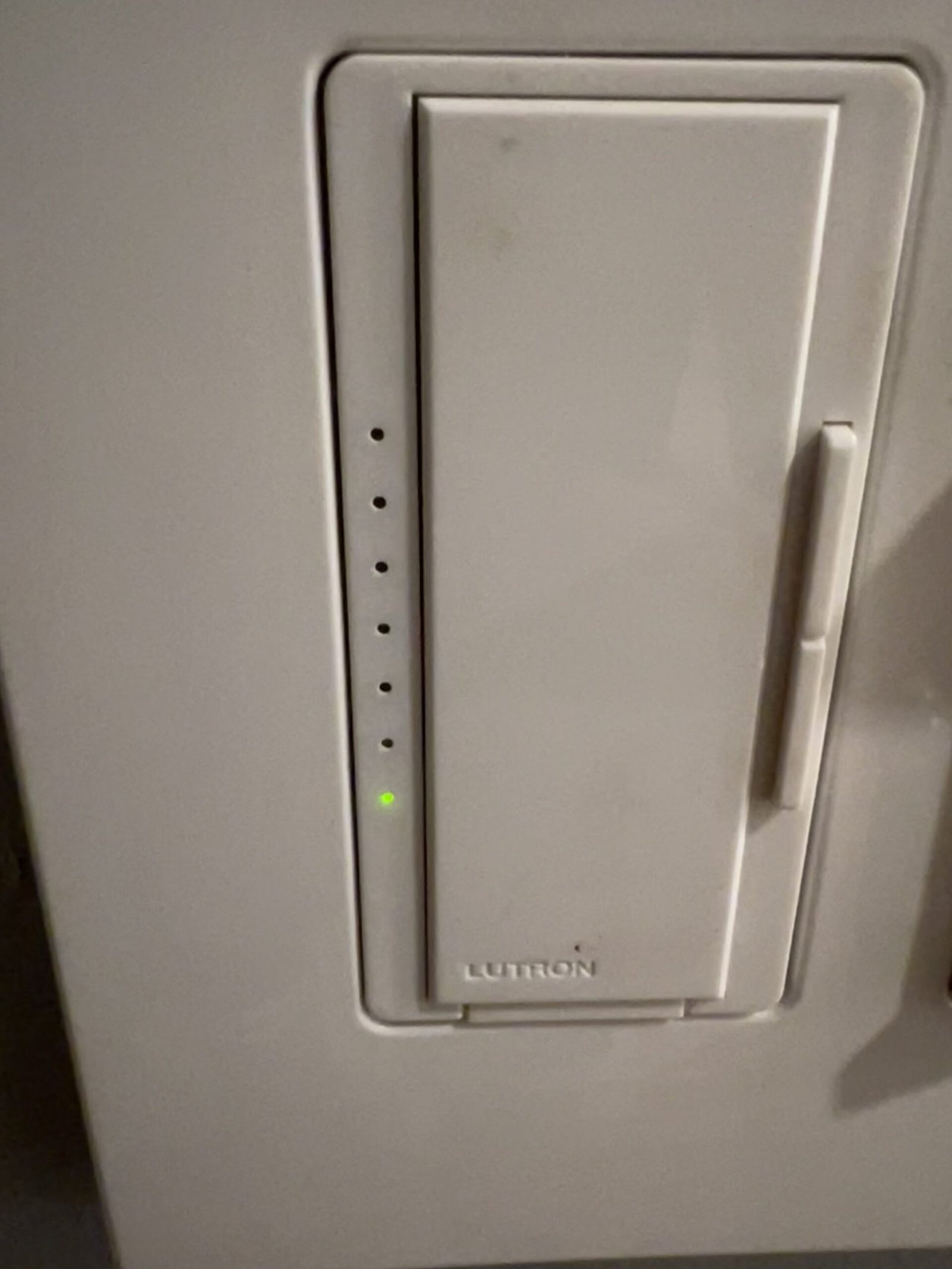 Lutron Dimmer Switch Blinking Easy Find And Fix It